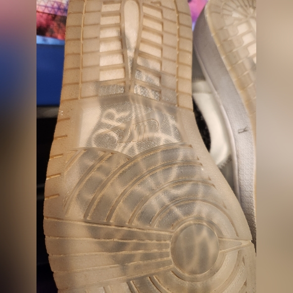 Sneakers Shoes - Picture 7 of 15